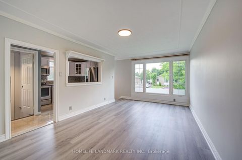 Photo 3 at 167 Taylor Mills Drive N, Crosby, Richmond Hill