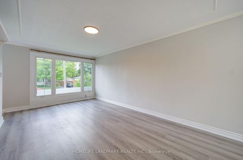 Photo 4 at 167 Taylor Mills Drive N, Crosby, Richmond Hill