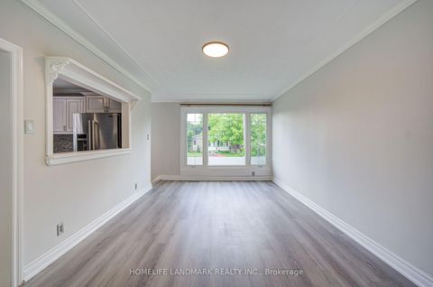 Photo 12 at 167 Taylor Mills Drive N, Crosby, Richmond Hill