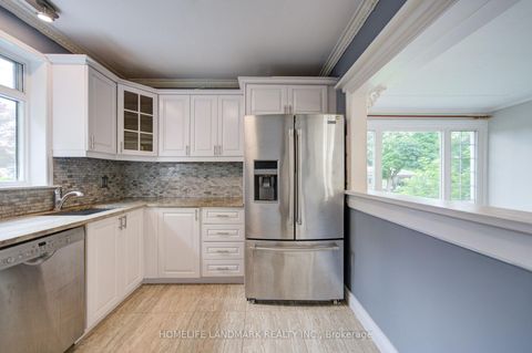 Photo 14 at 167 Taylor Mills Drive N, Crosby, Richmond Hill