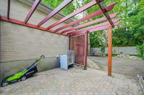 Photo 47 at 167 Taylor Mills Drive N, Crosby, Richmond Hill