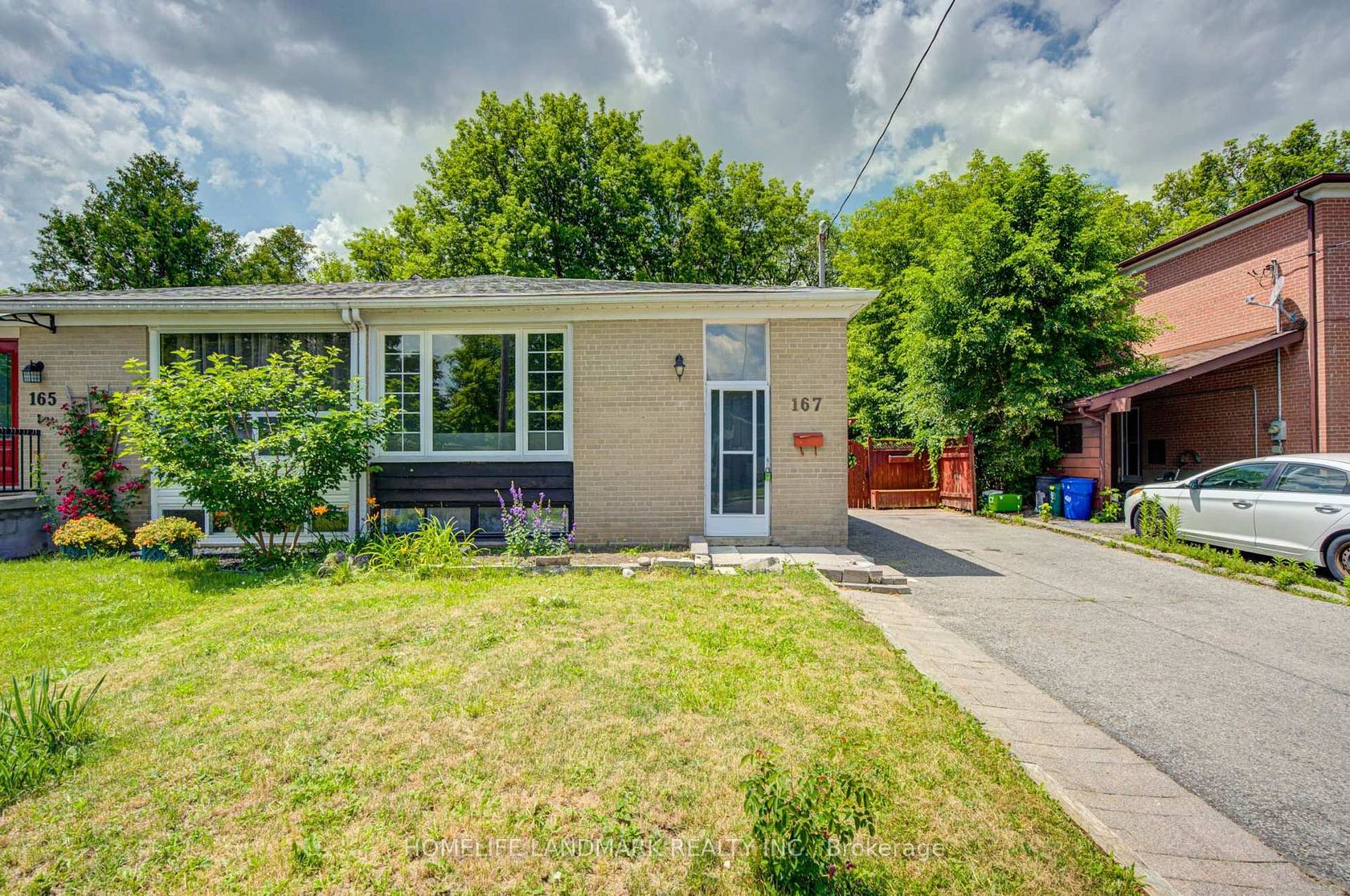 167 Taylor Mills Drive N, Crosby, Richmond Hill photo 2
