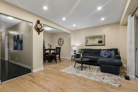 Photo 4 at 25 Whiteleas Avenue, Malvern, Toronto