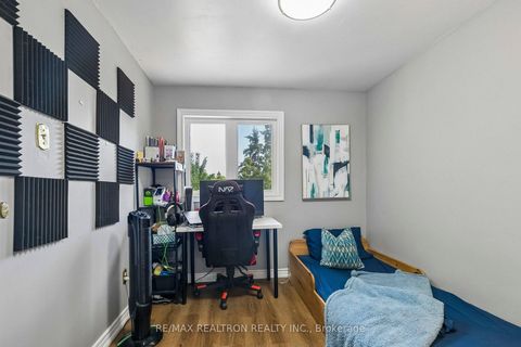 Photo 27 at 25 Whiteleas Avenue, Malvern, Toronto