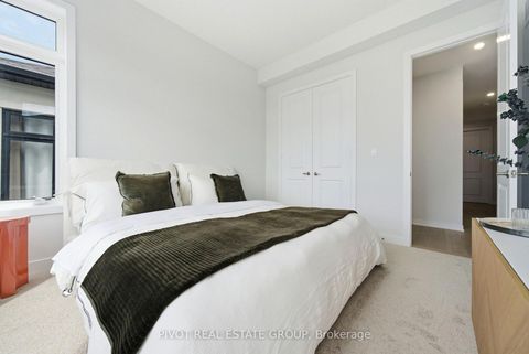Photo 30 at 79 Danielle Moore Circle, Bendale, Toronto