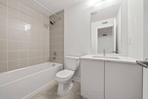 Photo 35 at 79 Danielle Moore Circle, Bendale, Toronto