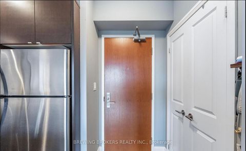 Photo 4 at 704 - 1430 Yonge Street, St. Clair, Toronto
