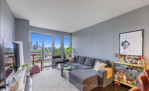 Photo 11 at 704 - 1430 Yonge Street, St. Clair, Toronto