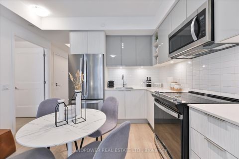 Photo 12 at 1916 - 50 Dunfield Avenue, Mount Pleasant West, Toronto