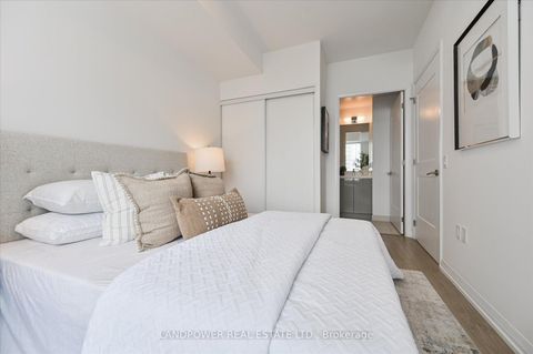 Photo 16 at 1916 - 50 Dunfield Avenue, Mount Pleasant West, Toronto