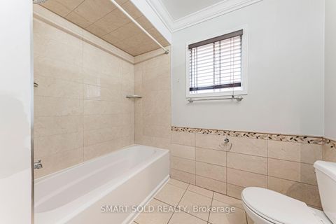 Photo 27 at 148 Castlehill Road, Maple, Vaughan