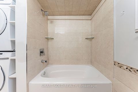 Photo 28 at 148 Castlehill Road, Maple, Vaughan