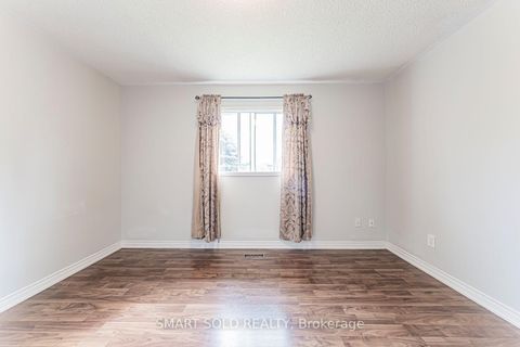Photo 38 at 148 Castlehill Road, Maple, Vaughan