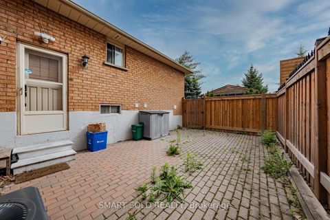 Photo 47 at 148 Castlehill Road, Maple, Vaughan