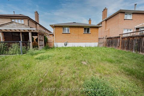 Photo 48 at 148 Castlehill Road, Maple, Vaughan