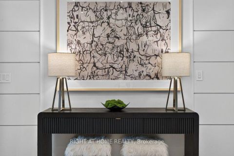 Photo 7 at 255 Willowdale Avenue, Willowdale East, Toronto