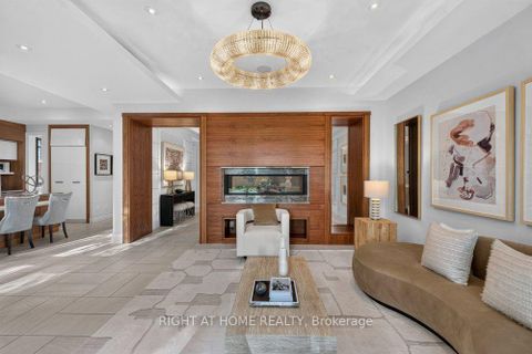 Photo 8 at 255 Willowdale Avenue, Willowdale East, Toronto