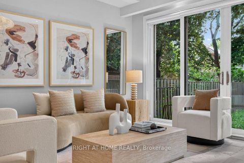 Photo 11 at 255 Willowdale Avenue, Willowdale East, Toronto