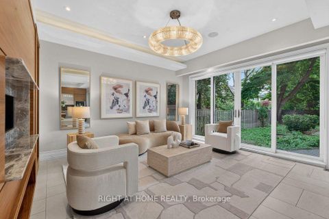 Photo 12 at 255 Willowdale Avenue, Willowdale East, Toronto