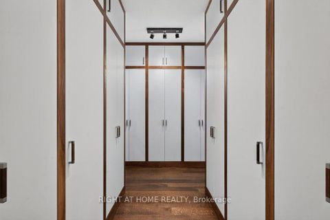 Photo 33 at 255 Willowdale Avenue, Willowdale East, Toronto