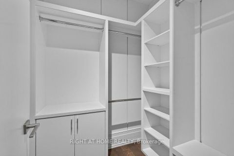 Photo 35 at 255 Willowdale Avenue, Willowdale East, Toronto