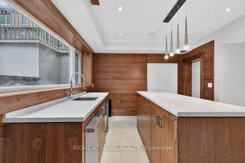 Photo 45 at 255 Willowdale Avenue, Willowdale East, Toronto