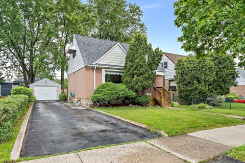 Photo 1 at 27 Hatfield Crescent, Old Rexdale, Toronto