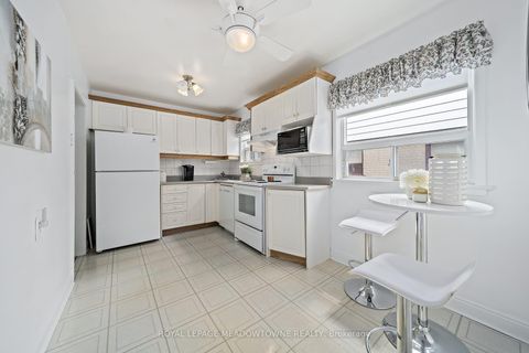 Photo 12 at 27 Hatfield Crescent, Old Rexdale, Toronto