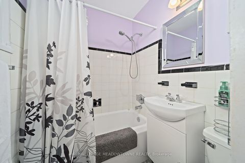 Photo 17 at 27 Hatfield Crescent, Old Rexdale, Toronto
