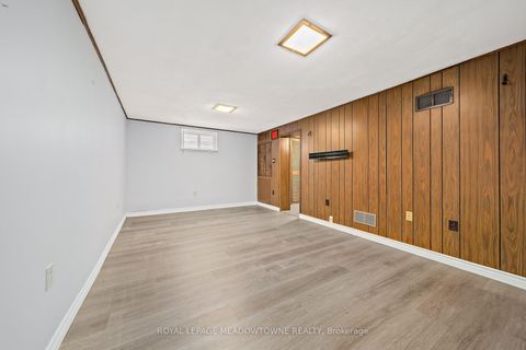 Photo 23 at 27 Hatfield Crescent, Old Rexdale, Toronto