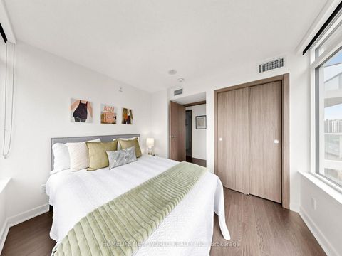 Photo 11 at 1806 - 19 Bathurst Street, Waterfront Communities C1, Toronto