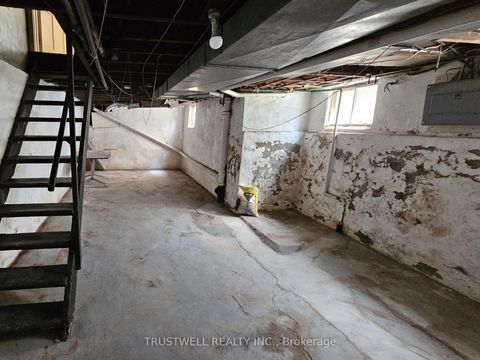 Photo 10 at 173 Hamilton Street, South Riverdale, Toronto