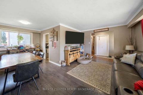 Photo 6 at 54 Ferris Lane, Cundles East, Barrie