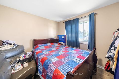 Photo 16 at 54 Ferris Lane, Cundles East, Barrie
