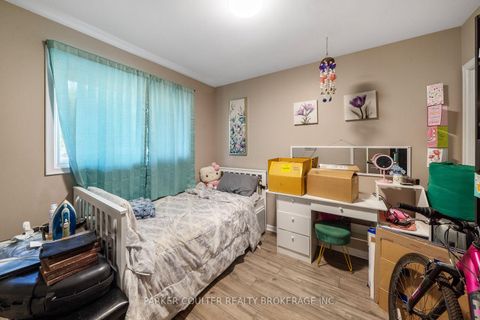 Photo 17 at 54 Ferris Lane, Cundles East, Barrie