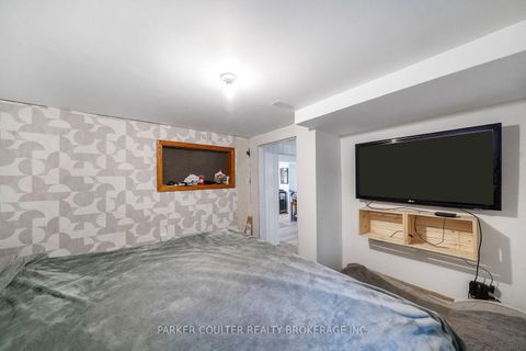 Photo 21 at 54 Ferris Lane, Cundles East, Barrie