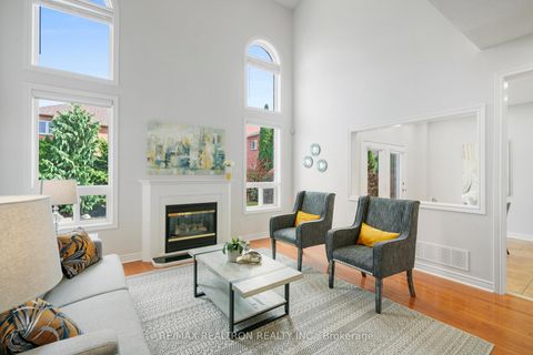 Photo 9 at 91 Gateway Drive, Bayview Wellington, Aurora