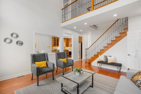 Photo 10 at 91 Gateway Drive, Bayview Wellington, Aurora