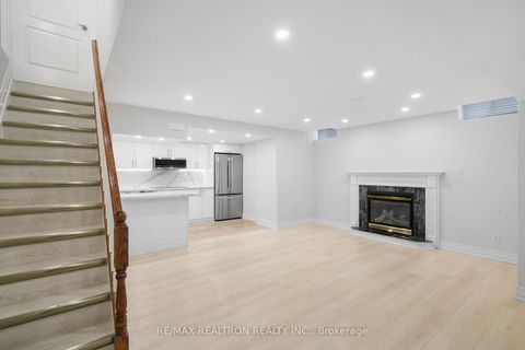 Photo 30 at 91 Gateway Drive, Bayview Wellington, Aurora
