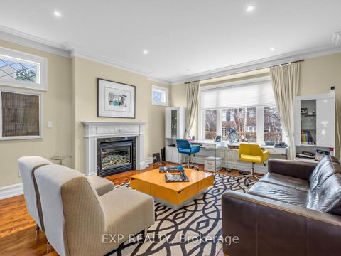 Photo 3 at 241 Poplar Plains Street, Casa Loma, Toronto