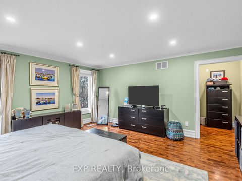 Photo 18 at 241 Poplar Plains Street, Casa Loma, Toronto