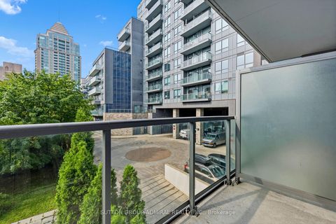Photo 8 at 124 - 7 Kenaston Gardens, Bayview Village, Toronto