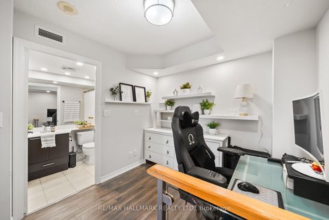Photo 9 at 122 - 2035 Sheppard Avenue E, Henry Farm, Toronto