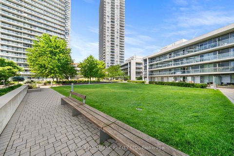 Photo 29 at 122 - 2035 Sheppard Avenue E, Henry Farm, Toronto