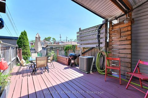 Photo 2 at 183 Earlscourt Avenue, Davenport, Toronto