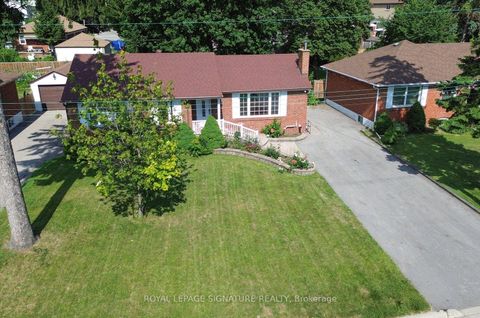 Photo 4 at 9 Lejune Road, Sullivan, Toronto