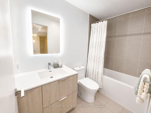 Photo 14 at 506 - 185 Alberta Avenue, Oakwood Village, Toronto