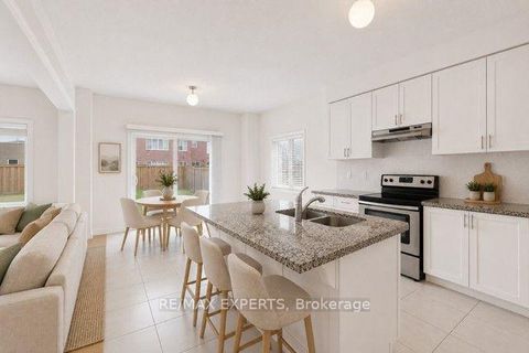 Photo 7 at 1554 Emberton Way, Alcona, Innisfil