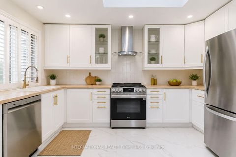 Photo 2 at 337 Glen Road, Moore Park, Toronto