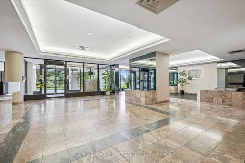 Photo 3 at 2309 - 3 Rowntree Road, Jamestown, Toronto